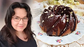 Holka u plotny radí: Hrníčková pařížská bábovka voní po čokoládě, je úžasně vláčná a na přípravu neskutečně snadná