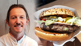 Šéfkuchař Přemek Forejt dnes představil nové burgery: Mekáče miluju a nenašel jsem na nich žádnou chybu, řekl při tom