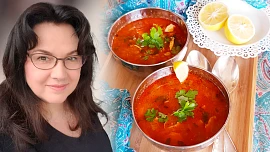 Holka u plotny radí: Tuniská polévka chorba frik voní římským kmínem, rajčaty a česnekem a snadno se připravuje