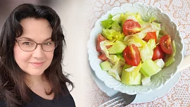 Holka u plotny radí: Jednoduchý letní salát ze tří surovin a tří dochucovadel překvapí snadnou přípravou a fantastickou chutí