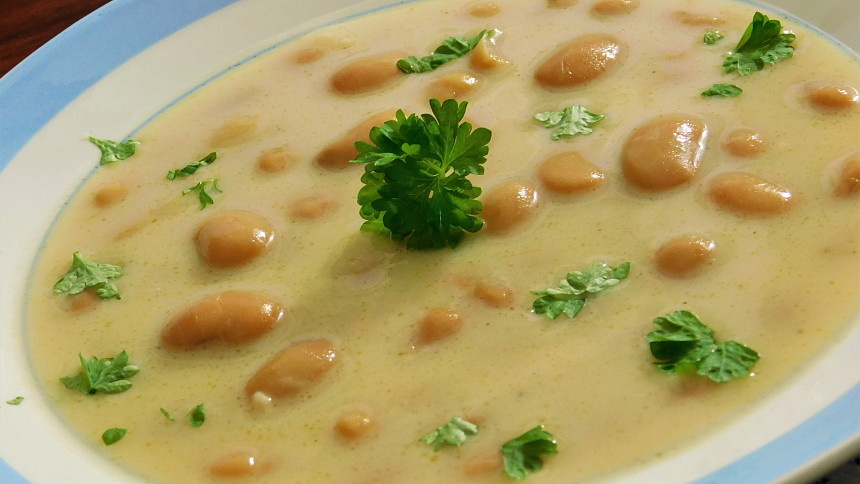 Zdraví v každém zrnku: Proč dát luštěninám druhou šanci i v moderní kuchyni