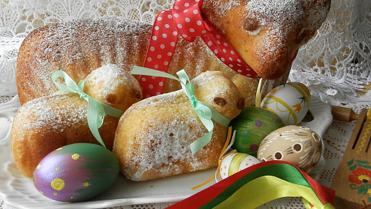 Beránek bez jediné praskliny: Stačí pohlídat pár detailů aneb Teplota, těsto i forma rozhodují