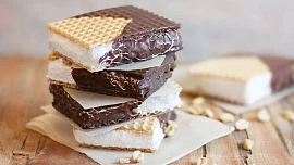 Sladká pochoutka ze Slovenska: Jak si doma připravit pouťovou dobrotu, které se říká košický med