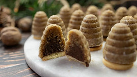 KVÍZ: Umíte vybrat správné suroviny do tradičního cukroví a připravit pracny, vosí úly či nepečené dobroty bez chyb?