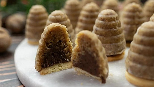 KVÍZ: Umíte vybrat správné suroviny do tradičního cukroví a připravit pracny, vosí úly či nepečené dobroty bez chyb?