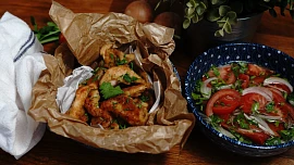 Zámečtí kuřecí rarášci: Kousky kuřete obalené v nadýchaném pivním těstíčku jsou usmažené za chvíli a chutnají božsky