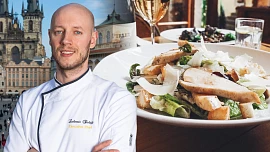 Šéfkuchař radí: Jak si doma připravit dokonalý Caesar salát a jak se nenechat napálit v restauraci? Tohle si hlídejte!