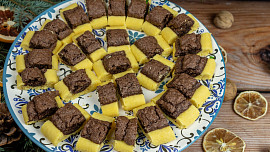 Velmi efektní cikánské cukroví: Křehké kousky s výraznou ořechovou náplní chutnají božsky a zvládne je i začátečník