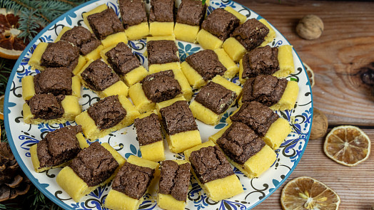 Velmi efektní cikánské cukroví: Křehké kousky s výraznou ořechovou náplní chutnají božsky a zvládne je i začátečník