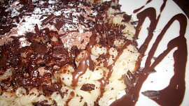 Levná pochoutka nejen pro děti: Těstoviny s Grankem, cukem a máslem frčely už za socialismu a úspěchy slaví i dnes