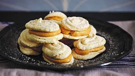 První republika s Kristinou: Upečte si laskonky jak z prvorepublikové cukrárny