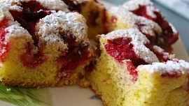 7 tipů, jak na nejlepší bublaninu: Důležitý je druh těsta i ovoce a taky správná teplota trouby. Co ještě nepodcenit?