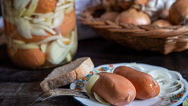 Dokonalý nálev na utopence potřebuje správné vyvážení tří chutí. Pozor na feferonku a hřebíček