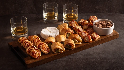 Šest skvělých chuťovek z listového těsta: Tohle výborné občerstvení připravíte za pár minut a návštěvy budou prosit o recept