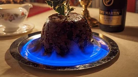 Anglický vánoční pudink: Delikatesa plná alkoholu fantasticky chutná a omamně voní!