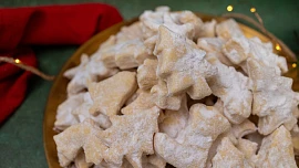 Šlehačkové cukroví zachrání Vánoce: Křehké, nadýchané a neodolatelné kousky jen ze tří surovin jsou ihned měkké