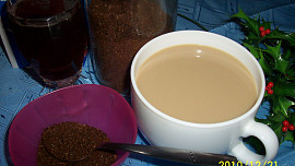 Melta nejen ke snídani: Zdravá náhražka kávy se nemusí sladit, nejlépe chutná tradičně připravená a hotová je za chvíli