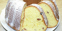 Úžasná bábovka z kynutého těsta: Chutí připomíná mazanec, zůstává dlouho vláčná a příprava není vůbec složitá