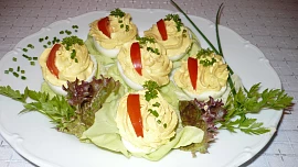 Vejce Kasino podle ČSN: Vynikající plněná vejce jsou ideální možností, jak zpracovat vajíčka po Velikonocích