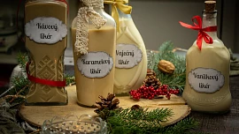 Domácí vaječný likér: Se smetanou, vanilkou a muškátovým oříškem chutná fantasticky a provoní celý dům