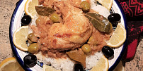Oběd na neděli: Připravte si voňavé senegalské kuře na cibuli a citrónu, doplněné olivami