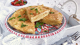 Holka u plotny radí: Jak na skvělou babiččinu chalupářskou omeletu? Stačí jen dvě suroviny!