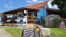 Slunce, zelí, hospody aneb Jak se vaří v hostinci U Miluny v Hošticích: Smažák za 229 Kč a hrníček za pět set překvapí