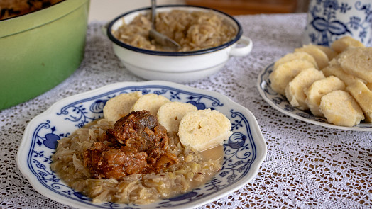 Jak na tradiční vepřo knedlo zelo? Poklad české kuchyně si podle tohoto receptu zamilujete na první ochutnání