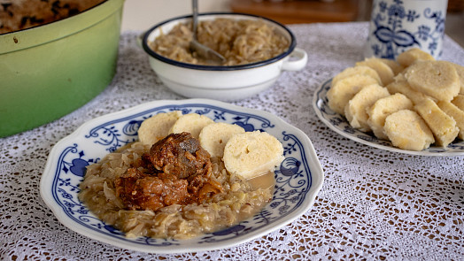 Jak na tradiční vepřo knedlo zelo? Poklad české kuchyně si podle tohoto receptu zamilujete na první ochutnání