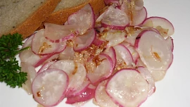 Restované ředkvičky jsou báječnou přílohou. Při přípravě je třeba dodržovat správný postup, aby si zachovaly svou typickou chuť