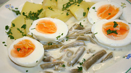 Fazolky ze školky: Recept přímo od kuchařky aneb Tajemství smetanové omáčky je v detailu