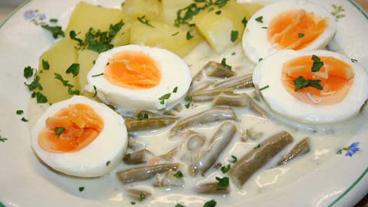 Fazolky ze školky: Recept přímo od kuchařky aneb Tajemství smetanové omáčky je v detailu