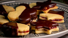 Pudinkové cukroví si zamilujete: Je jemnější než linecké, chutná výborně, je vláčné do dvou dnů a hotové raz dva