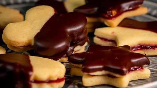 Pudinkové cukroví si zamilujete: Je jemnější než linecké, chutná výborně, je vláčné do dvou dnů a hotové raz dva