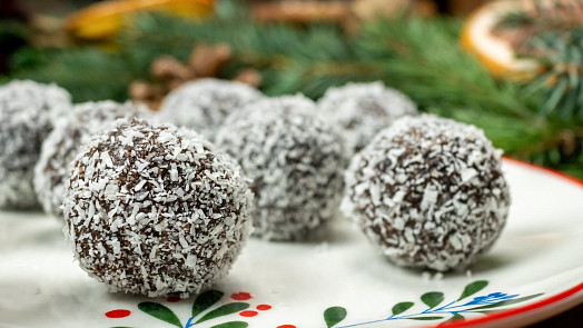Kolik rumu je v cukroví přiměřeně? S tímto postupem připravíte výtečné nepečené kuličky, po kterých vás hlava nerozbolí