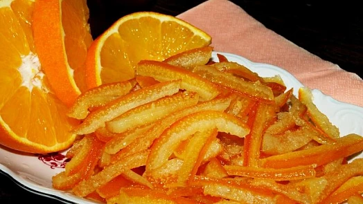 Připravte si domácí kandované ovoce sladké jako med. Při vánočním pečení ho oceníte!