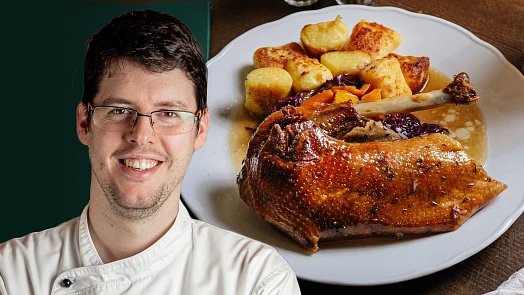 Svatomartinská husa jako z Lokálu: Šťavnatá a křupavá je díky dvojímu pečení, prozrazuje šéfkuchař Václav Kouba