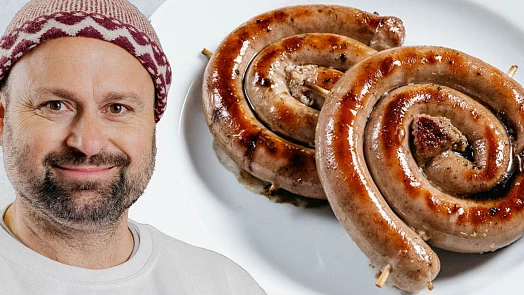 Jak usmažit vinnou klobásu, aby nepopraskala: Řezník Kšána prozrazuje jednoduchý trik, aby byla křupavá