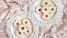 Holka u plotny radí: Péct cukroví z másla nebo levnějšího tuku? Rozdíly jsou znát!