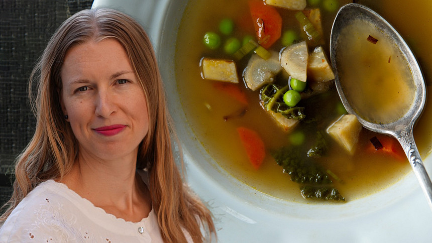 Zeleninová polévka „co dům dal“ je chutná, levná a rychle hotová.