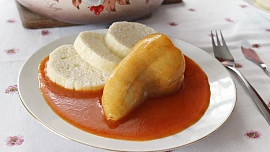 Jak na ty nejlepší plněné papriky: Chuť omáčky vylepší zakysaná smetana nebo uzená mletá paprika