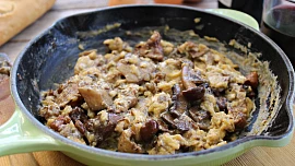 Dokonalá houbová smaženice: Nejlepší je z hříbků a lišek, a když ji osmažíte na másle, bude naprosto božská