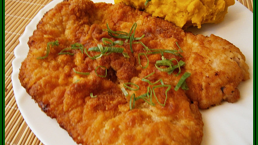 Vepřový řízek: Řeznice radí, jak ho správně naklepat a kdy osolit maso, aby byl výsledek dokonalý