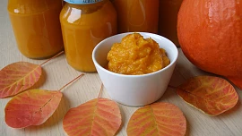 Dýňový džem s citronem a pomerančem voní po zázvoru a hodí se na palačinky, na perník i do buchet