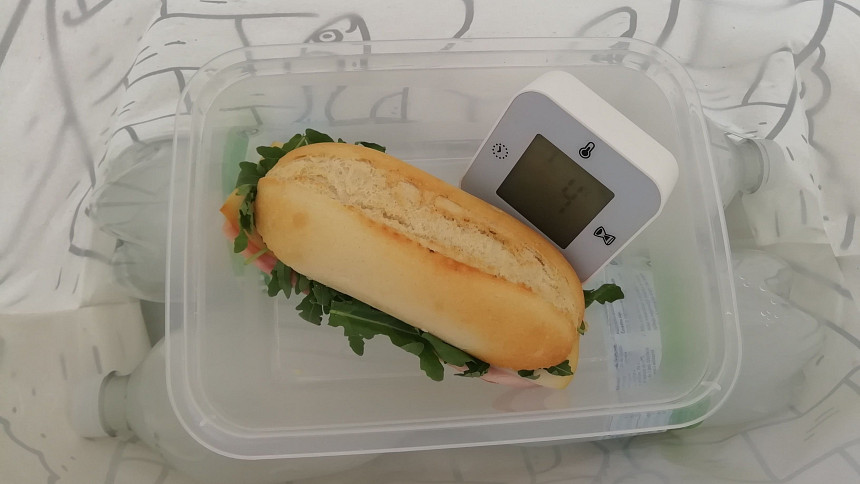 Obyčejná termotaška je vhodná pro převoz potravin do 6 hodin.