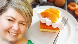 Piškotové řezy s meruňkovo-pudinkovým krémem podle Martiny: Nedělní zákusek od vítězky Peče celá země