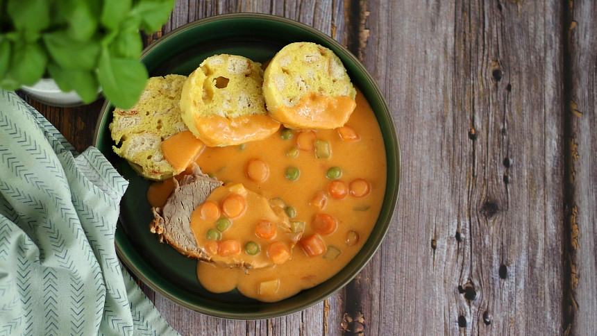 Bratislavská plec patří mezi zapomenuté retro klasiky, které však chutnají stále skvěle.