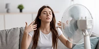 Horko na padnutí? Ochlaďte se domácí citronádou, vhodným jídlem nebo správným ventilátorem