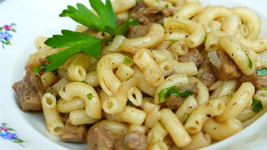 Kolínkoto z jedné pánve připravíte ve třech krocích: Rychlá večeře z pár surovin chutná dobře i druhý den