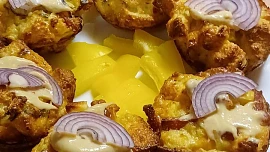 Hitem internetu je netradiční chleba ve vajíčku upečený jako muffin! Jednoduchý postup zvládne každý
